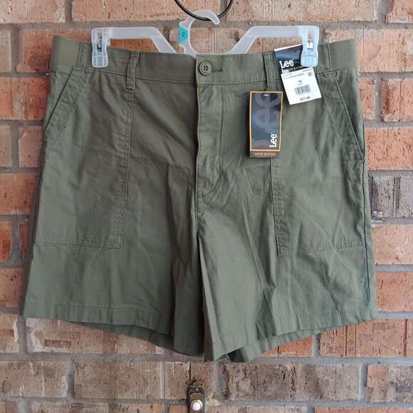 Lee Womens Utility Shorts Comfort Waistband 6" Inseam Mercantile Green Size 18 - Picture 10 of 12